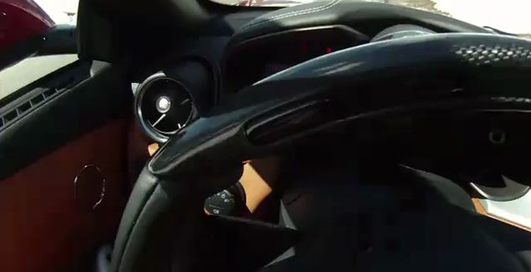 Ferrari FF испытали на крутых серпантинах Италии