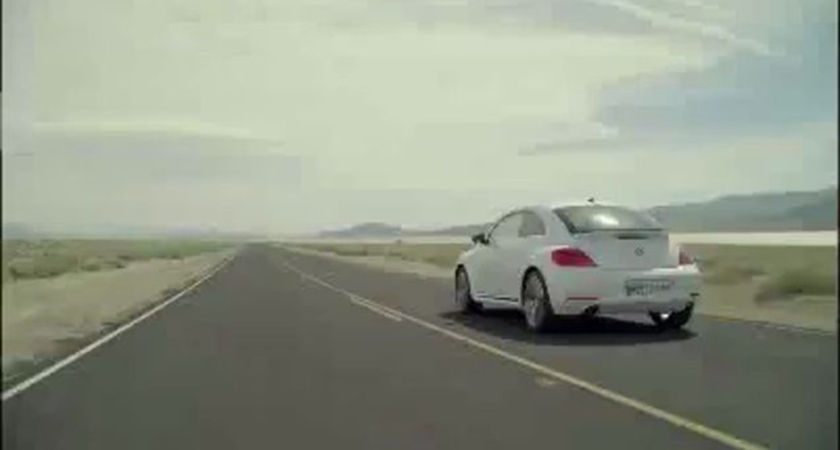2012 Volkswagen Beetle Вождение