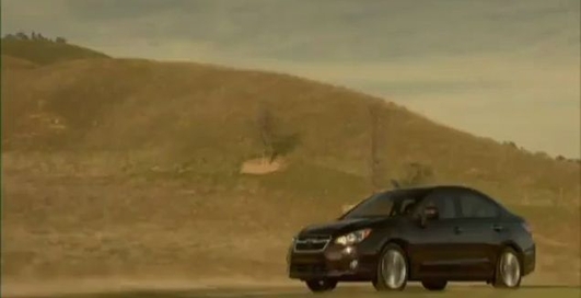 Новую Subaru Impeza показали в движении