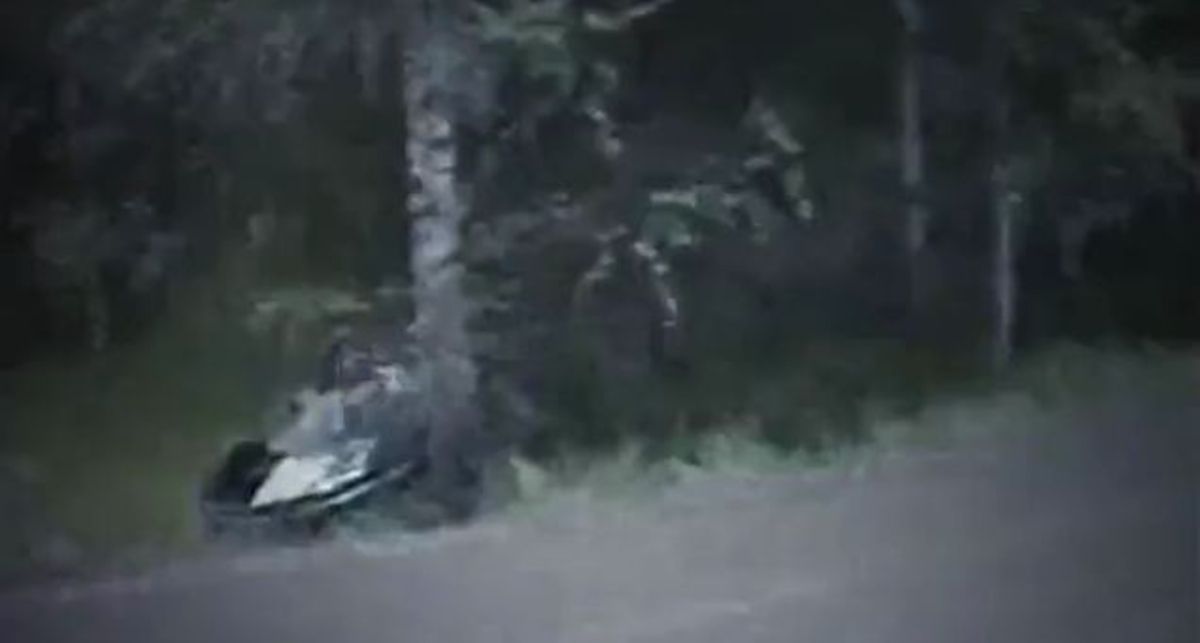 Безумные финские гонщики разносят свои тачки