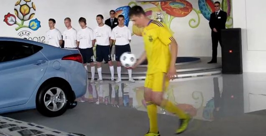 Новинки Hyundai на SIA 2011