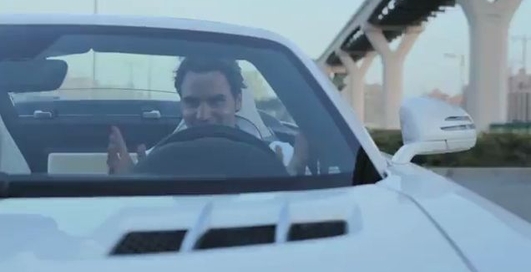Роджер Федерер первым протестировал родстер SLS AMG