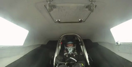 Во время заезда отвалился руль