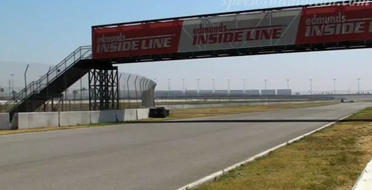 У белки чит безсмертия от Lamborghini LP670-4 SV