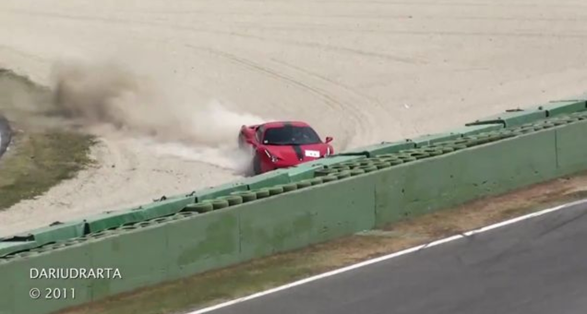 Крушение Ferrari 458 Italia