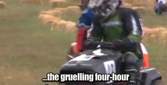 Гонки на газонокосилках