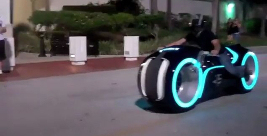Мотоцикл из Tron