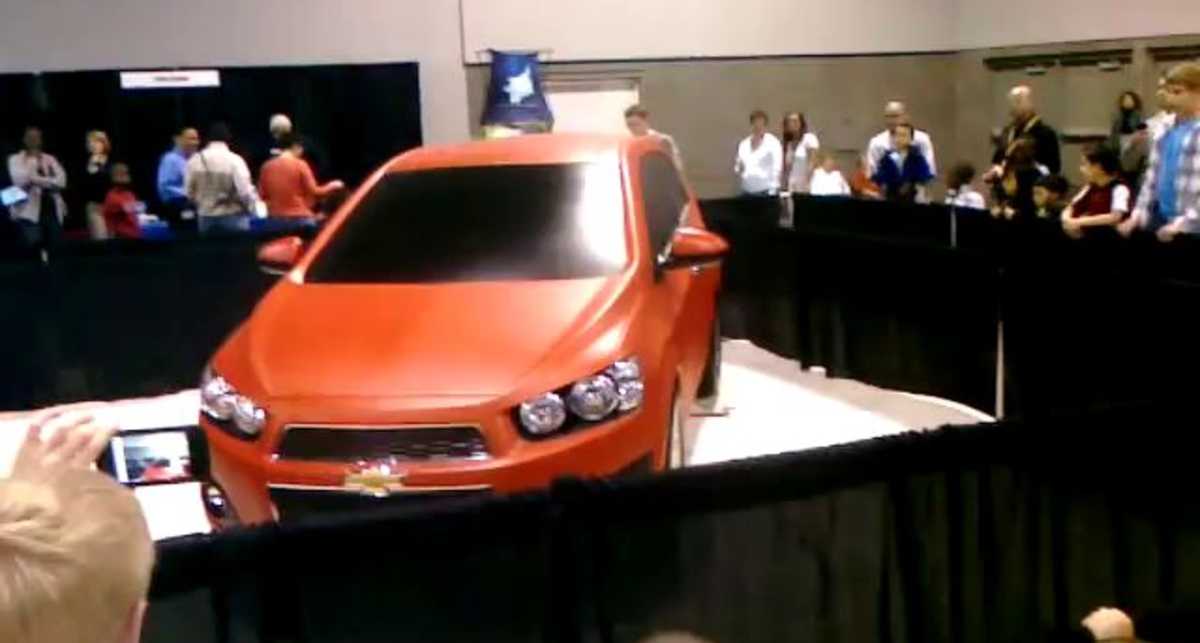 Летающяя 2012 Chevy Sonic