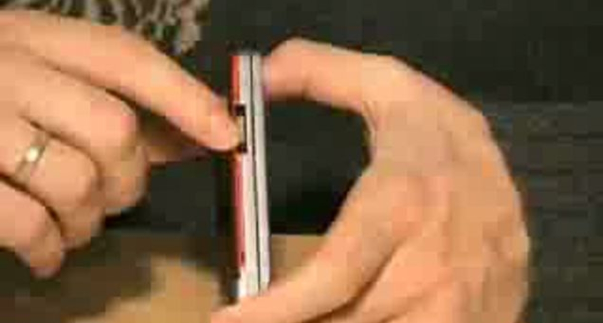 Видеообзор мобильного телефона Sony Ericsson W910i