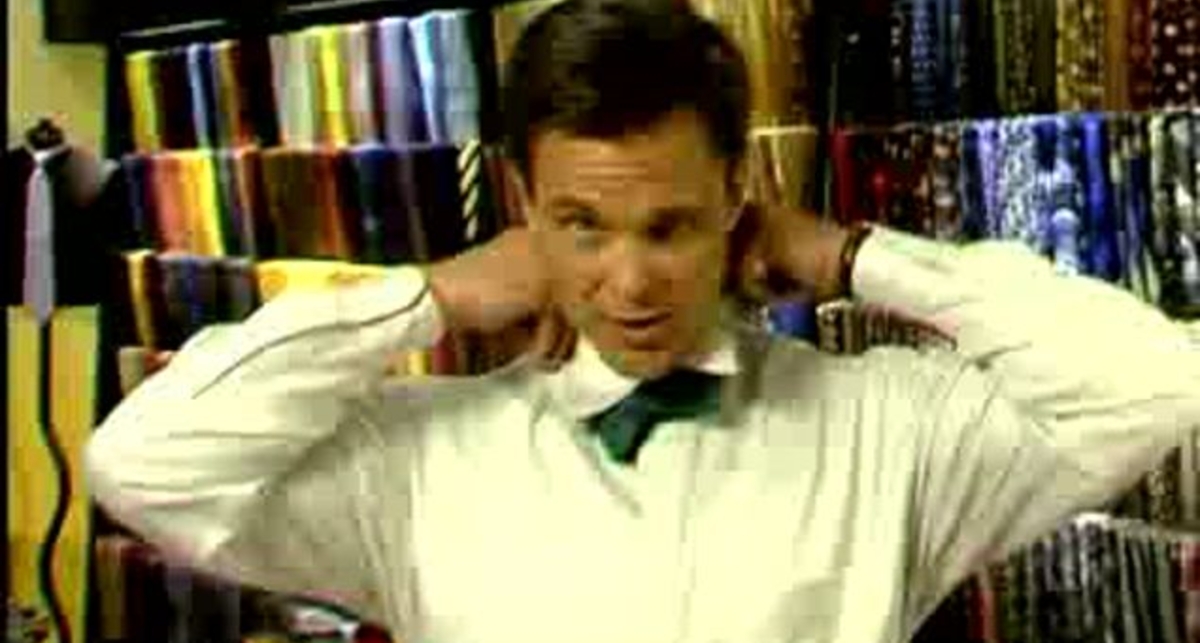 Урок по завязыванию галстука