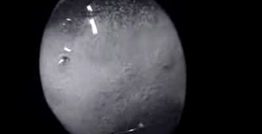 Вода в невесомости