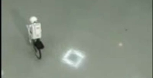 Murata Boy, the Robot that can Ride Bicycles
