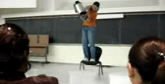 Плеснула так плеснула)))