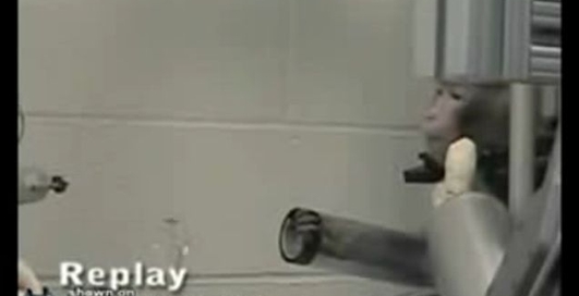 Обезьяна хавает зефир...