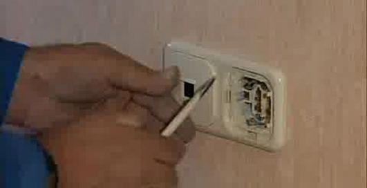 Мир ремонта - установка розетки