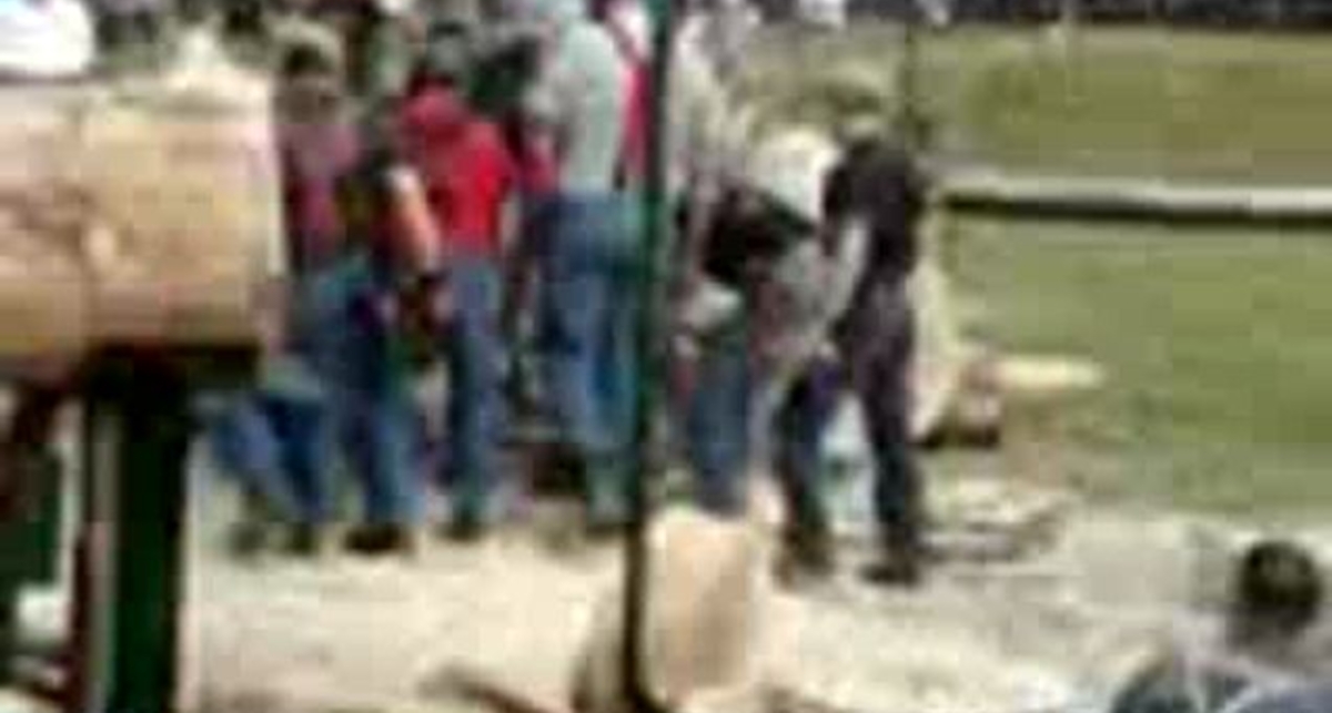 Бензопила поломалась