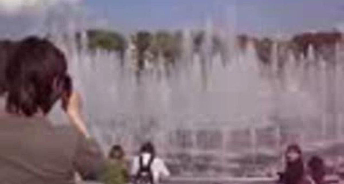 Танцующий фонтан