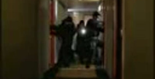 Нow to shoot around corners