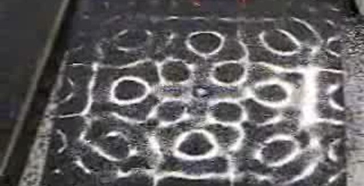 Звук и песок