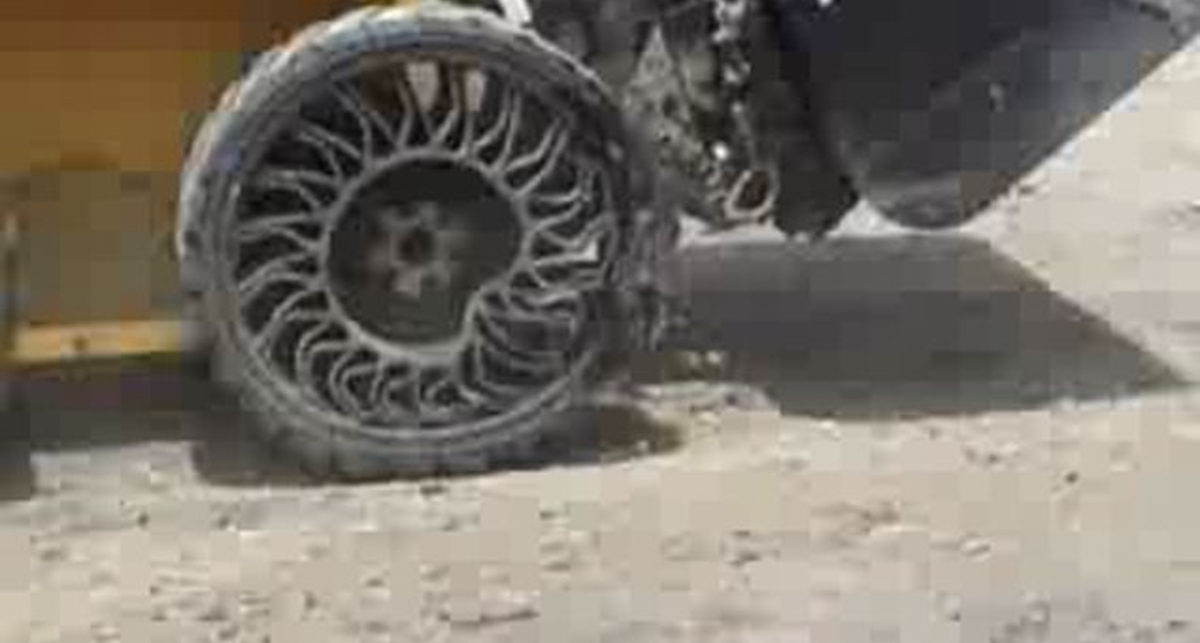 Резиновая революция