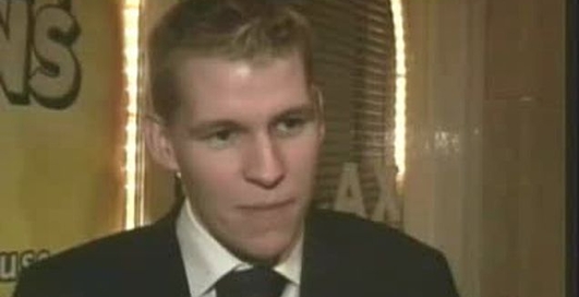 За вашими пальцами будущее