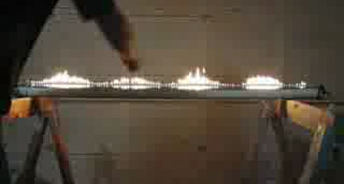 Звуковые волны из пламени. Стоячие волны