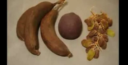 Скоросостная съемка, как гниют фрукты