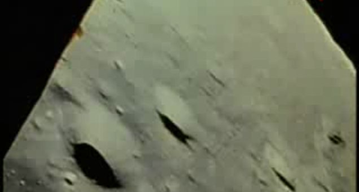 Луна. Плацдарм НЛО