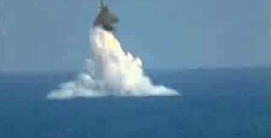 Запуск самолета с подводной лодки )(