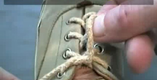 Быстро завязываем шнурки