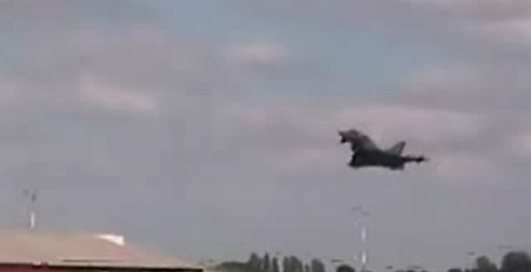 Демонстрационный полет Eurofighter