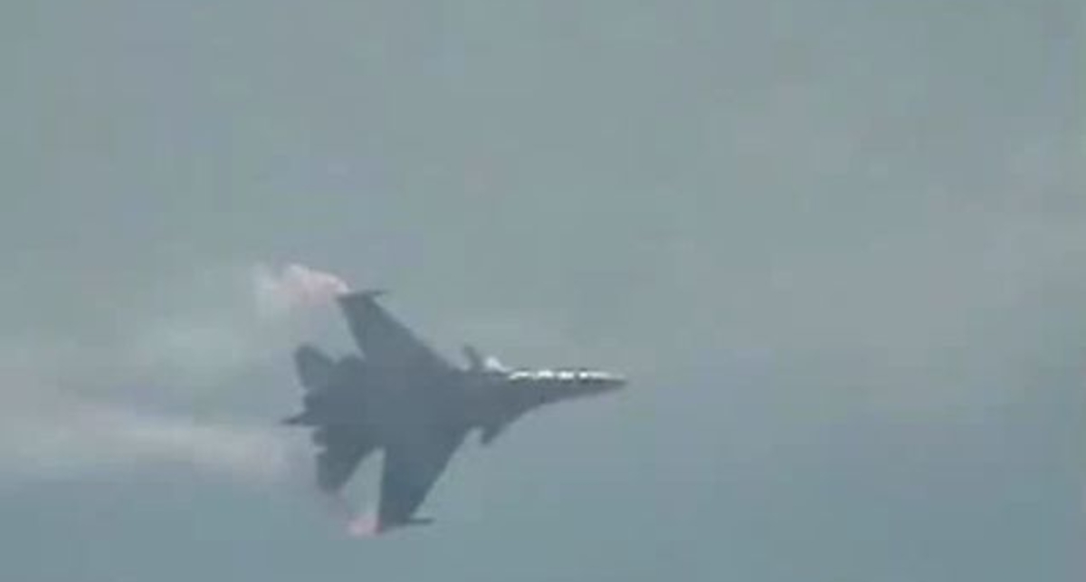 Самолет СУ-30