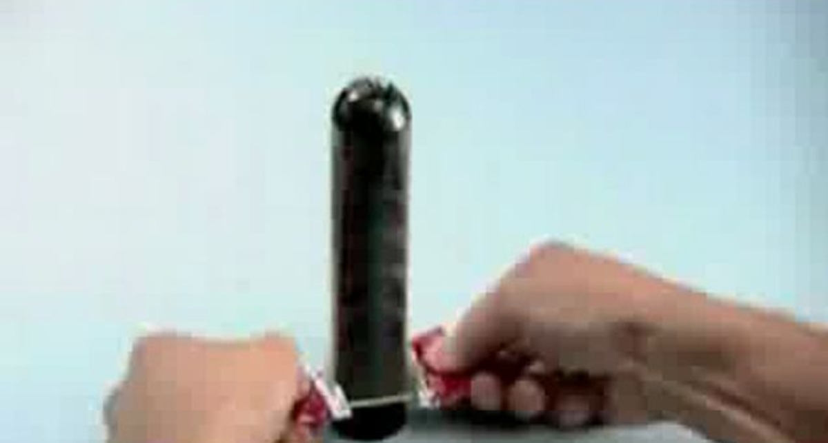 Презерватив скоро будет сам одеваться :D