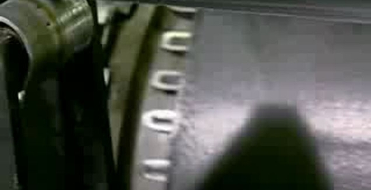 как это сделано S01E03 (Автомобильные покрышки; Экскаваторы; Газеты; Порты морские; Контактные линзы