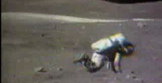 Лунная гравитация...