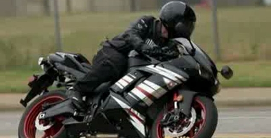 KAWASAKI 2008 NINJA ZX - 6R b