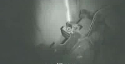 Поездка на крыше кабины лифта