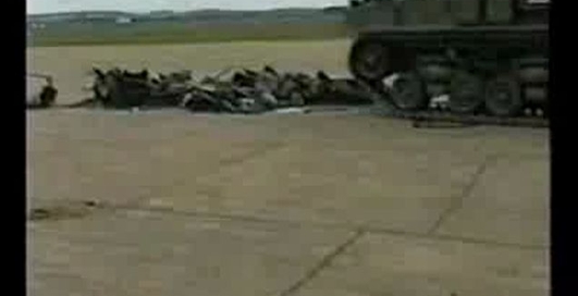 Шерман против легкового автомобиля