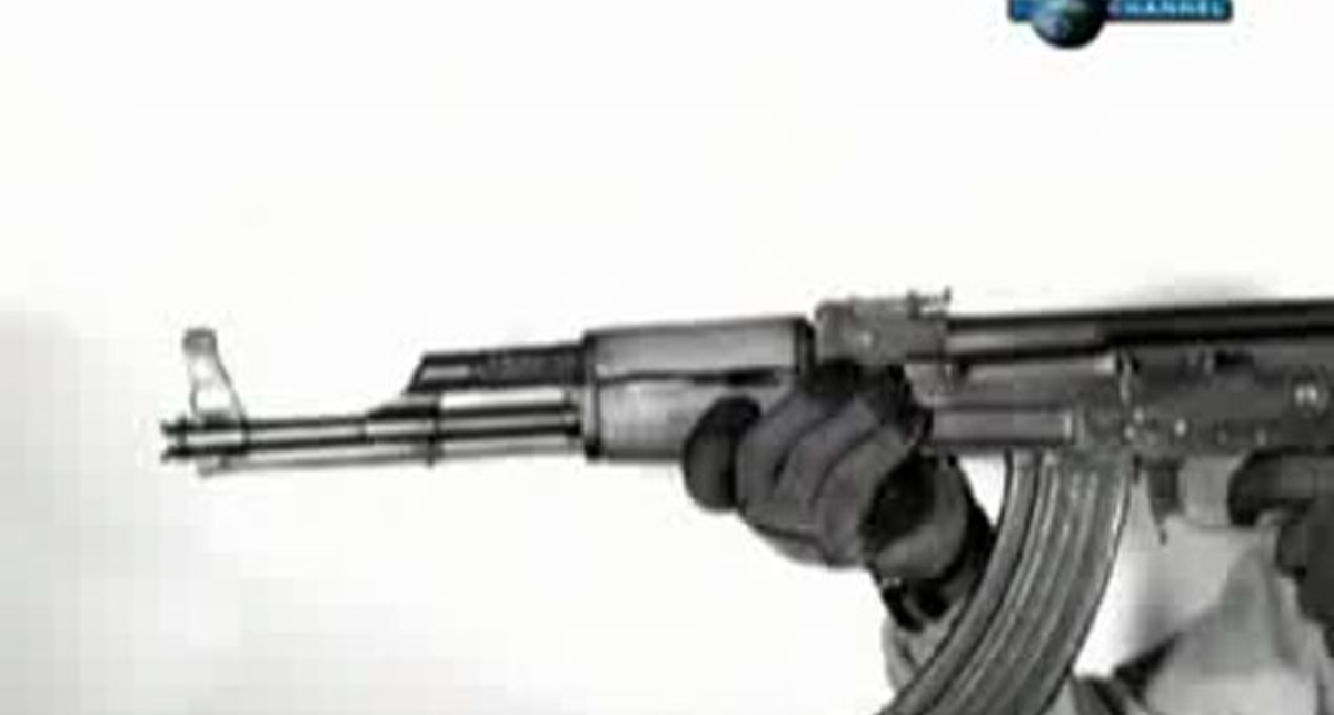 Ак-47 против М-16