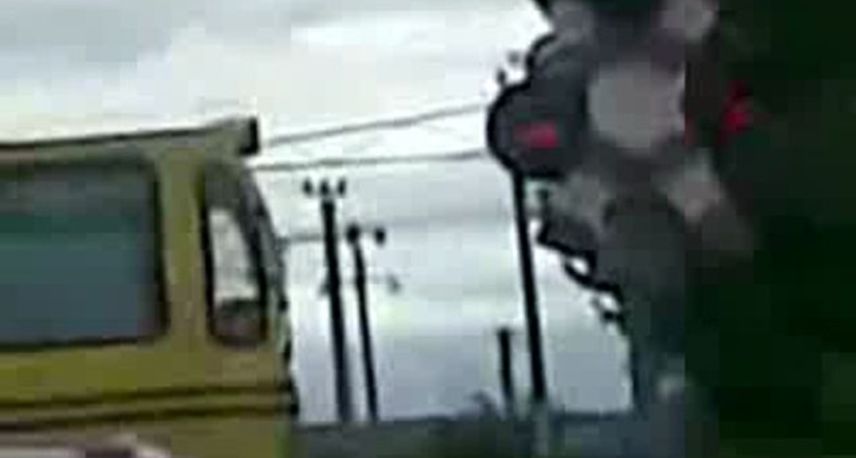 Поезд заводят с толкача