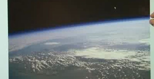 Аматор сумел сфотографировать Землю с высоты 35-ти км
