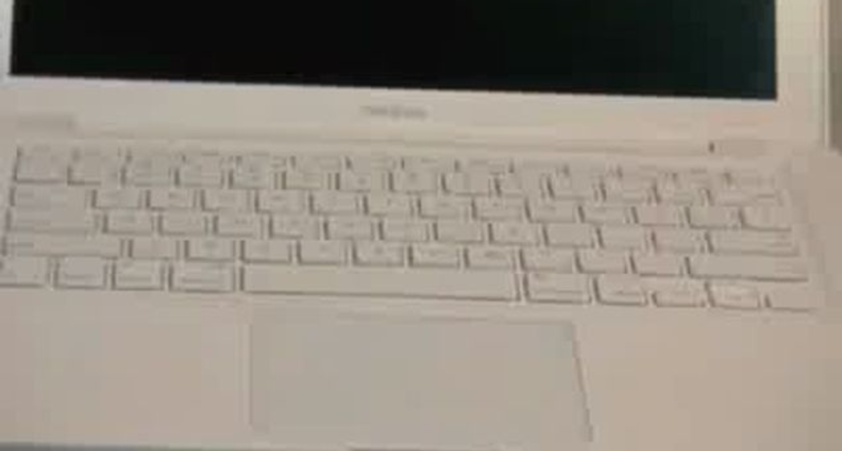Белый MacBook - новая 