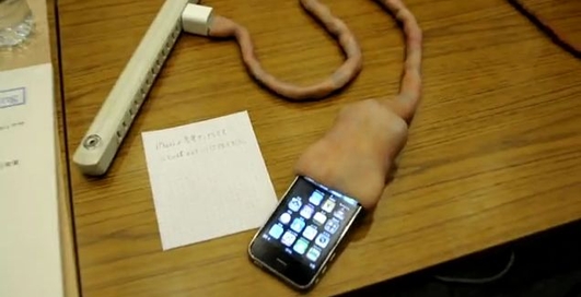 Зарядка-пуповина для iPhone