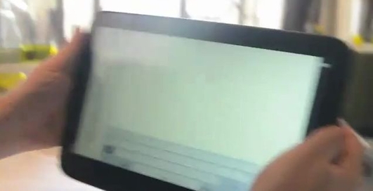 Intel показала первый планшет на новой операционке