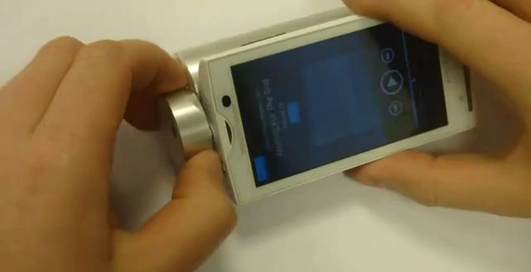 Media Speaker Stand Sony Ericsson MS430 (портативная колонка)