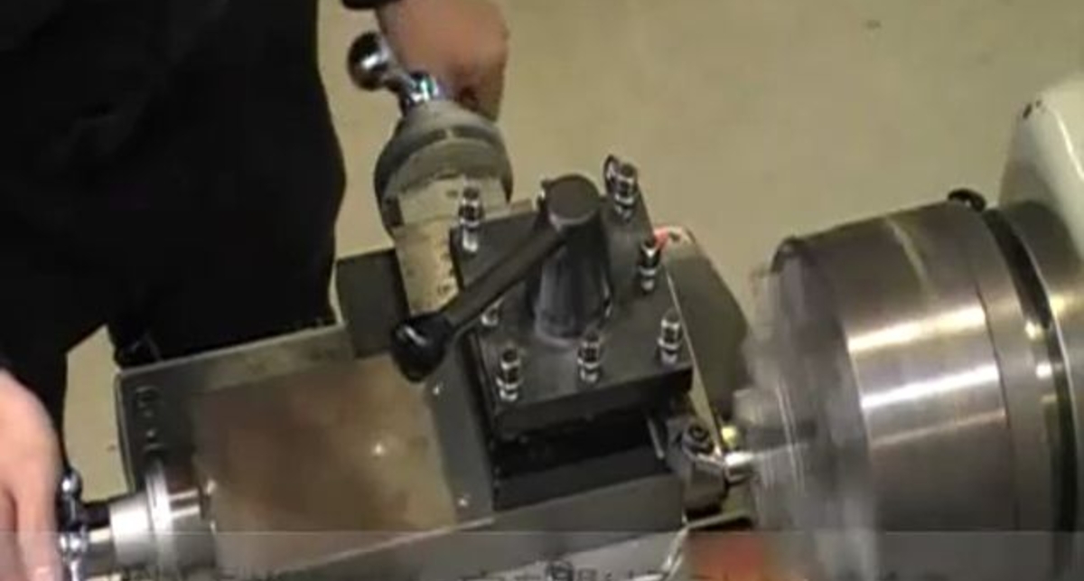 Японский экзоскелет Skeletonics