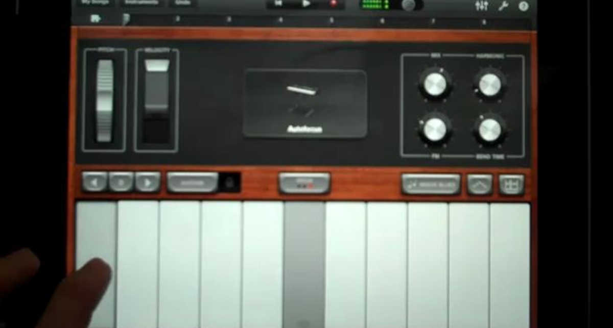 Обзор GarageBand для iPad
