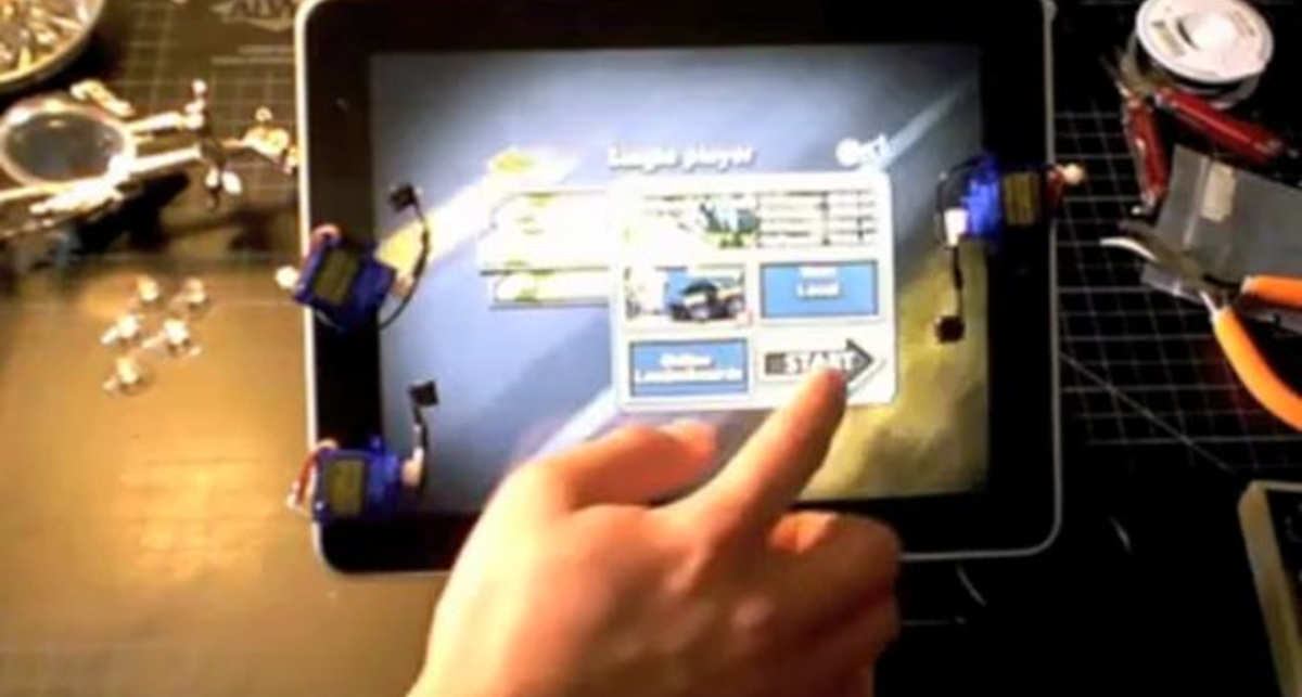 Беспроводной джойстик для IPad