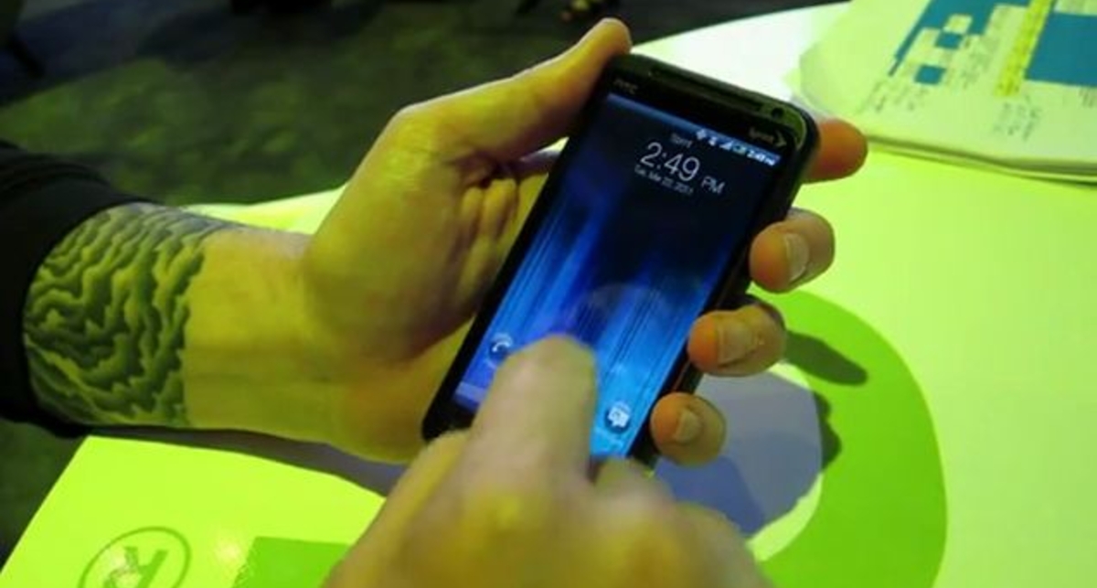 HTC Evo 3D - первый гуглофон с поддержкой съёмки HD видео в 3D