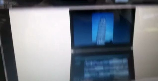 Acer Iconia - ноут с двумя сенсорными экранами